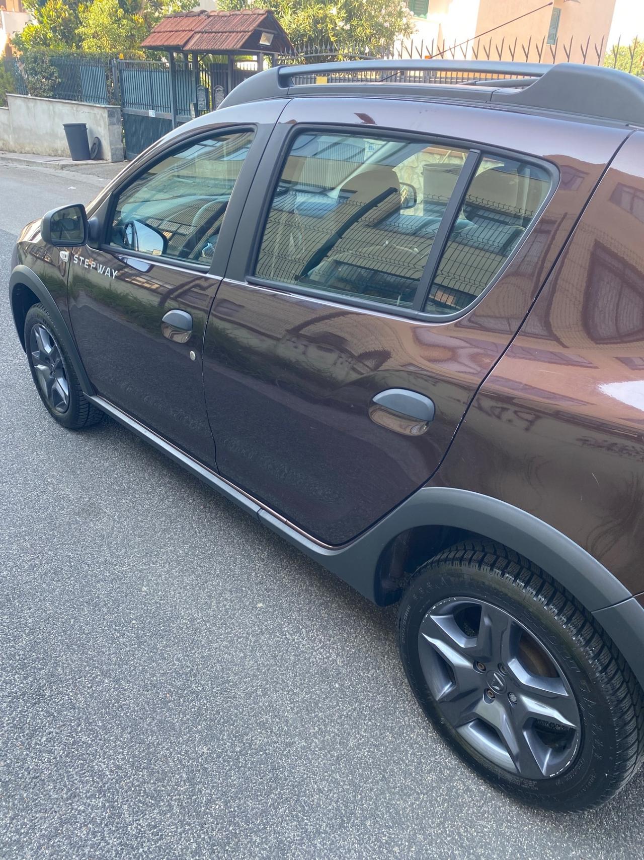 Dacia Sandero 1.0 GPL Anno 2018 Full Navi