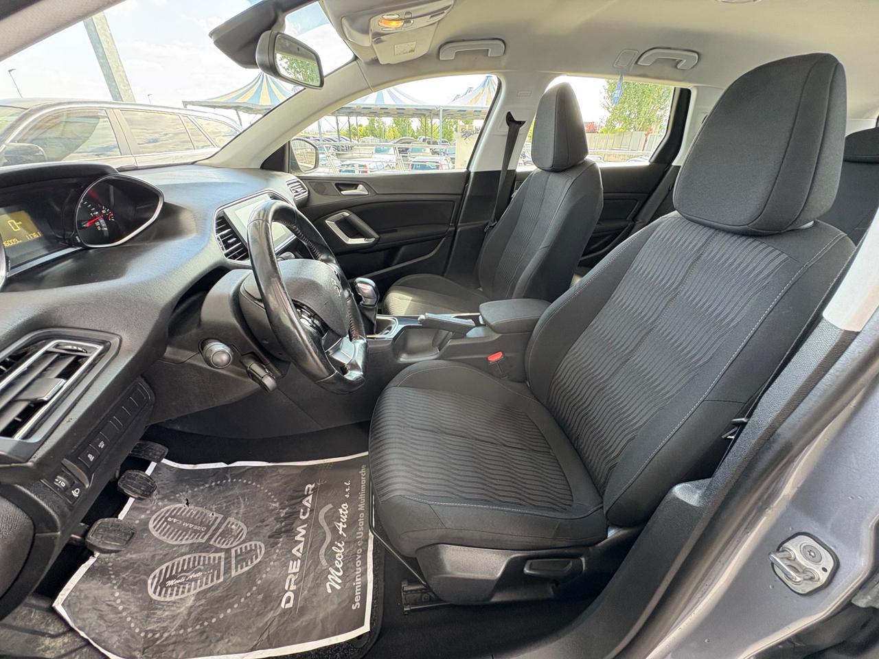 Peugeot 308 BlueHDi 100 S&S SW Business