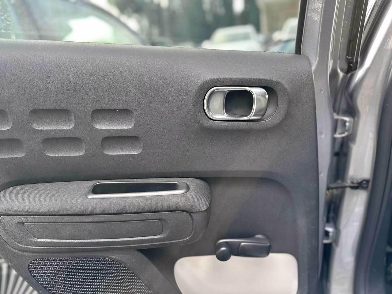 CITROEN C3 III 2017 - C3 1.2 puretech Shine s&s 83cv neopatentati my20