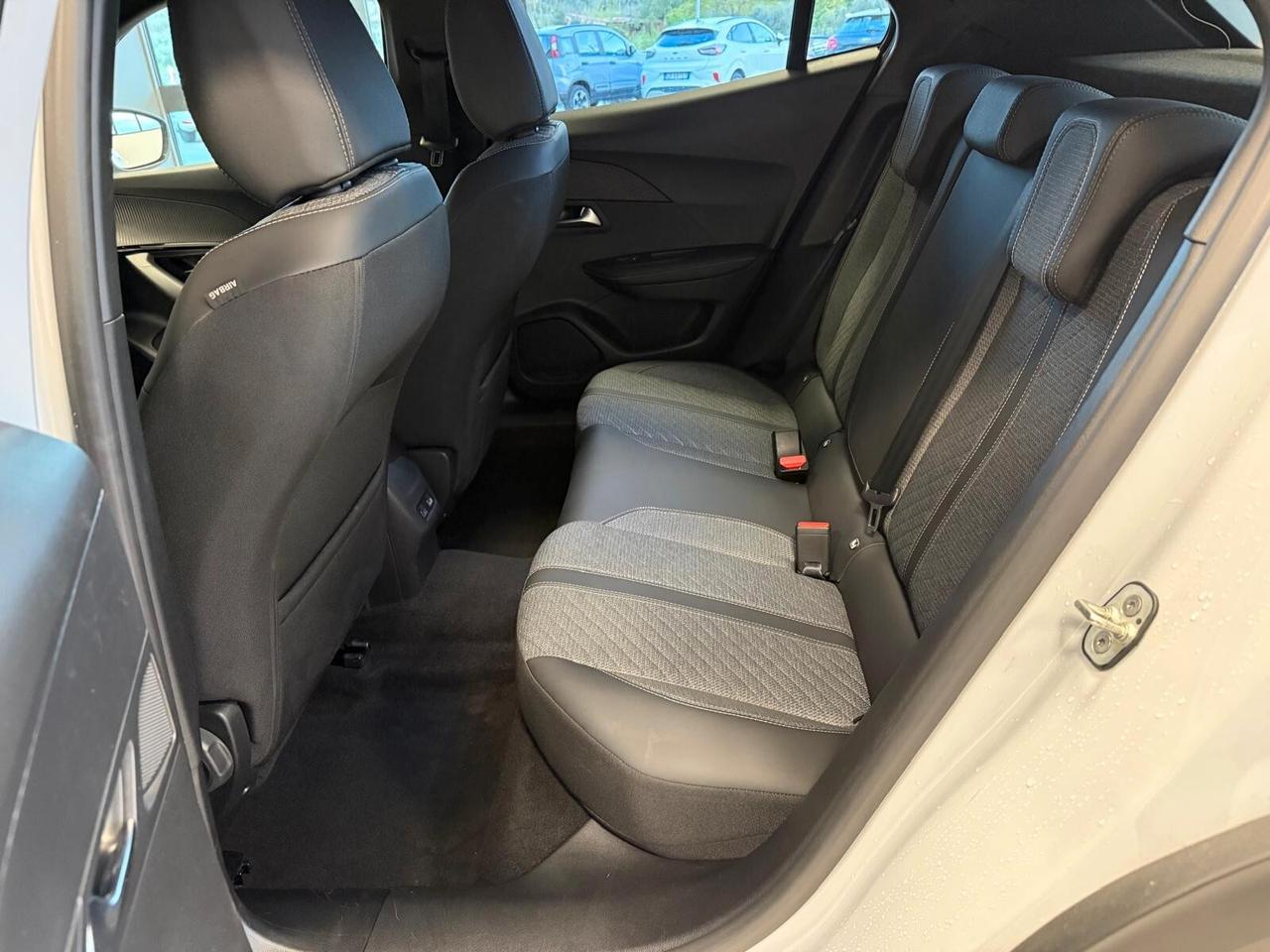 Peugeot 2008 Allure 100 S&S PureTech