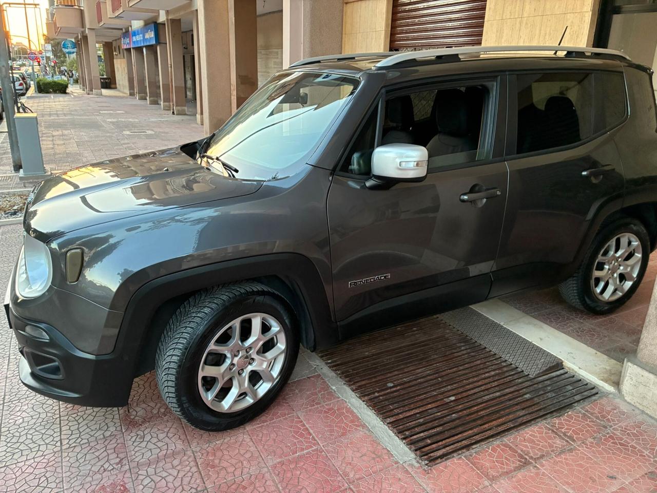 Jeep Renegade 1.6Mjt Limited perfetta garantita-16