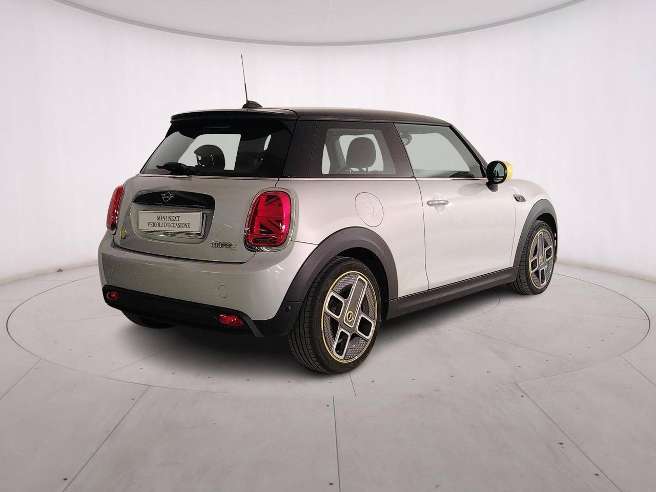 MINI Mini Cooper SE Classic