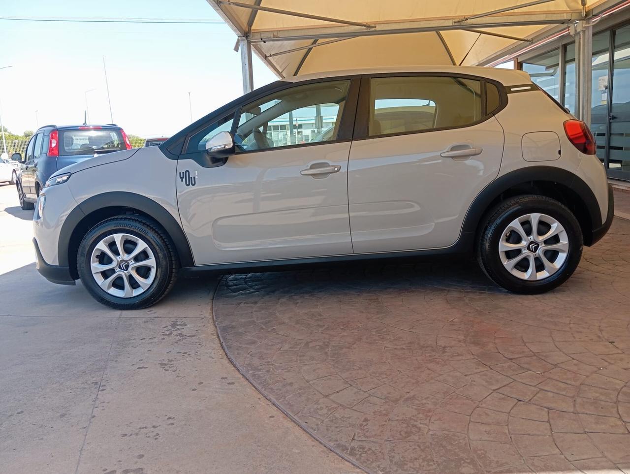 Citroen C3 PureTech 83 S&S You SOLO 692 KM???