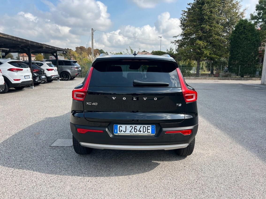 Volvo XC40 1.5 t2 Momentum Pro auto NAVI PELLE FARI LED FULL