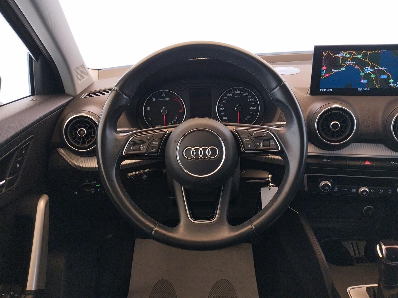 Audi Q2 35 TDI quattro S tronic Business