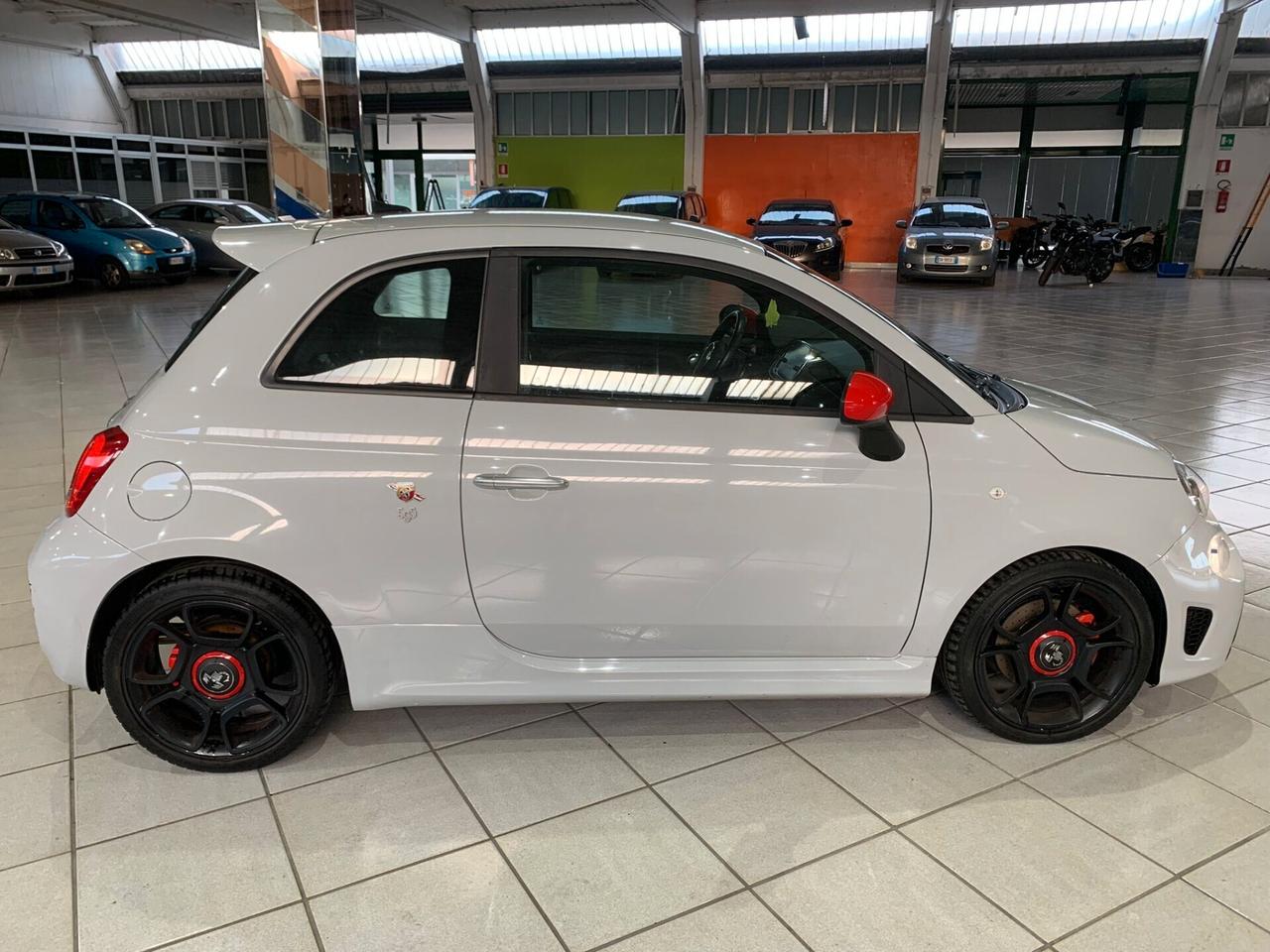 Abarth 595 1.4 Turbo T-Jet 165 CV Turismo