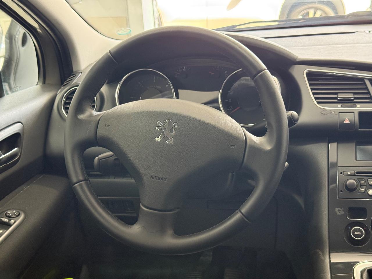 Peugeot 3008 1.6 hdi full optional 160 mila km