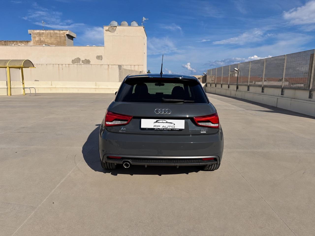 Audi A1 SPB 1.4 TDI 90 CV S-LINE