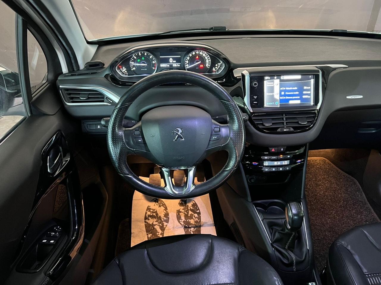 Peugeot 208 1.2 VTi 82 CV 3 porte Serie Speciale S