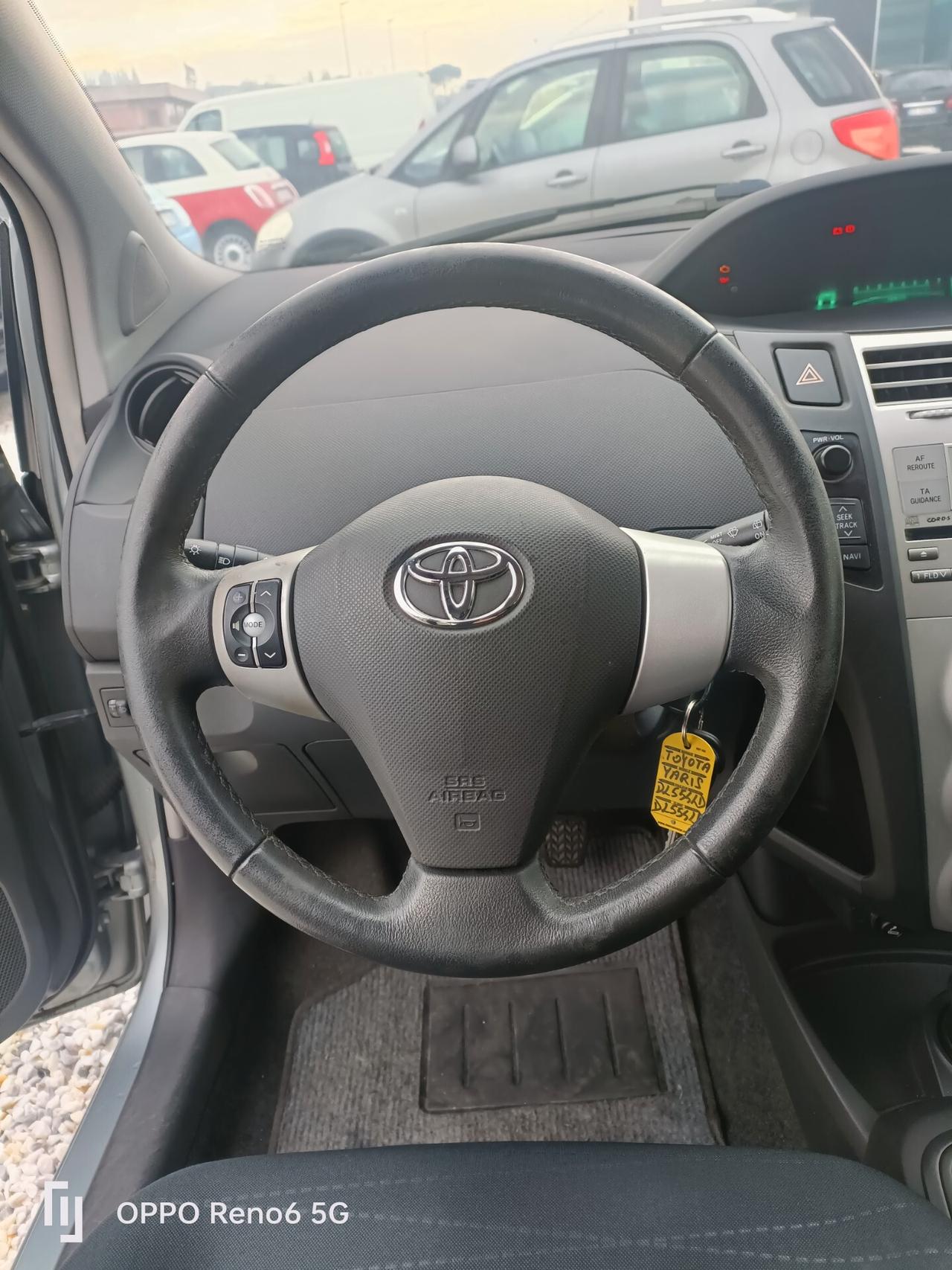 Toyota Yaris 1.3 5 porte Sol