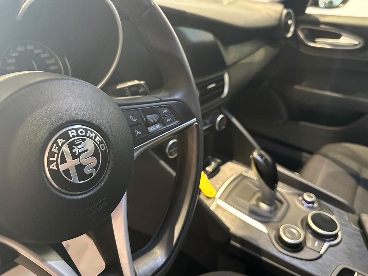 Alfa Romeo Giulia 2.2 Turbodiesel 160 CV AT8 Super