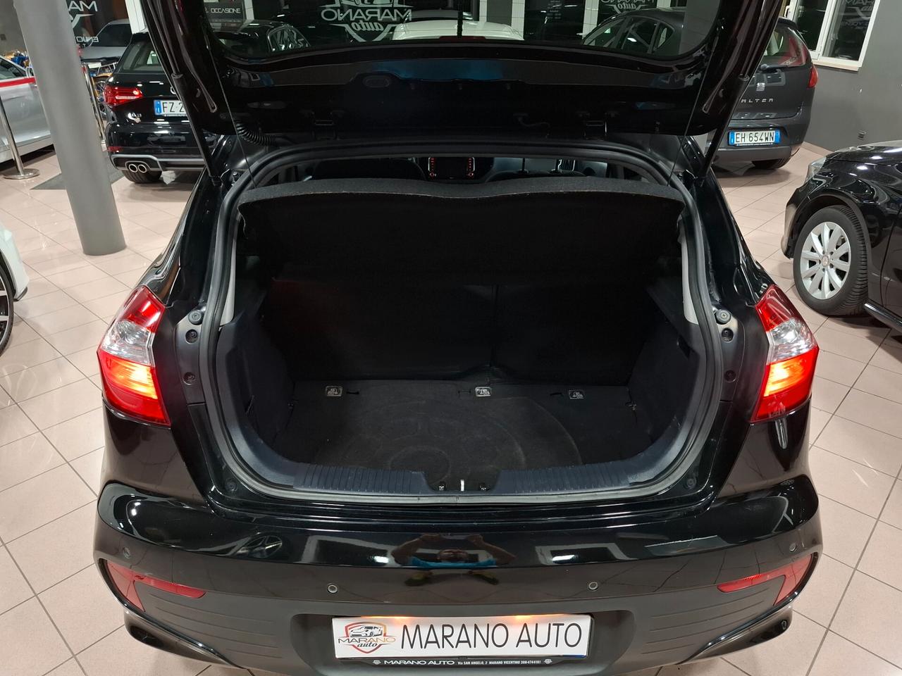 Kia Rio 1.4 CRDi S&S High Tech Neopatentato