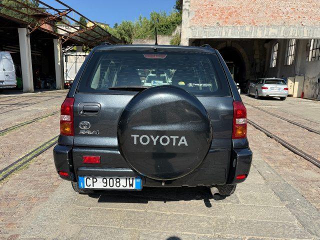 TOYOTA RAV 4 MY23 RAV4 2.0 Tdi D-4D cat 5 porte Sol