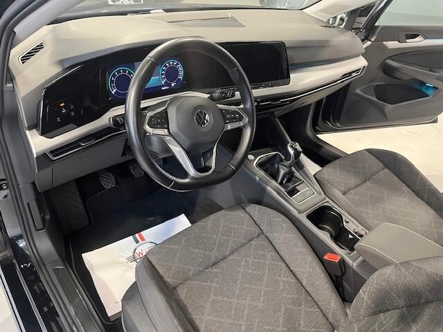 VOLKSWAGEN GOLF 1.5 TSI EVO LIFE CAMBIO MANUALE