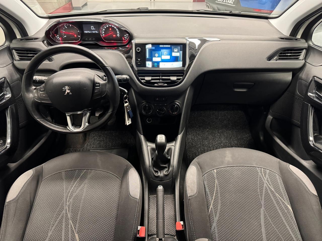 Peugeot 208 1.4 HDi 68 CV 5 porte Allure