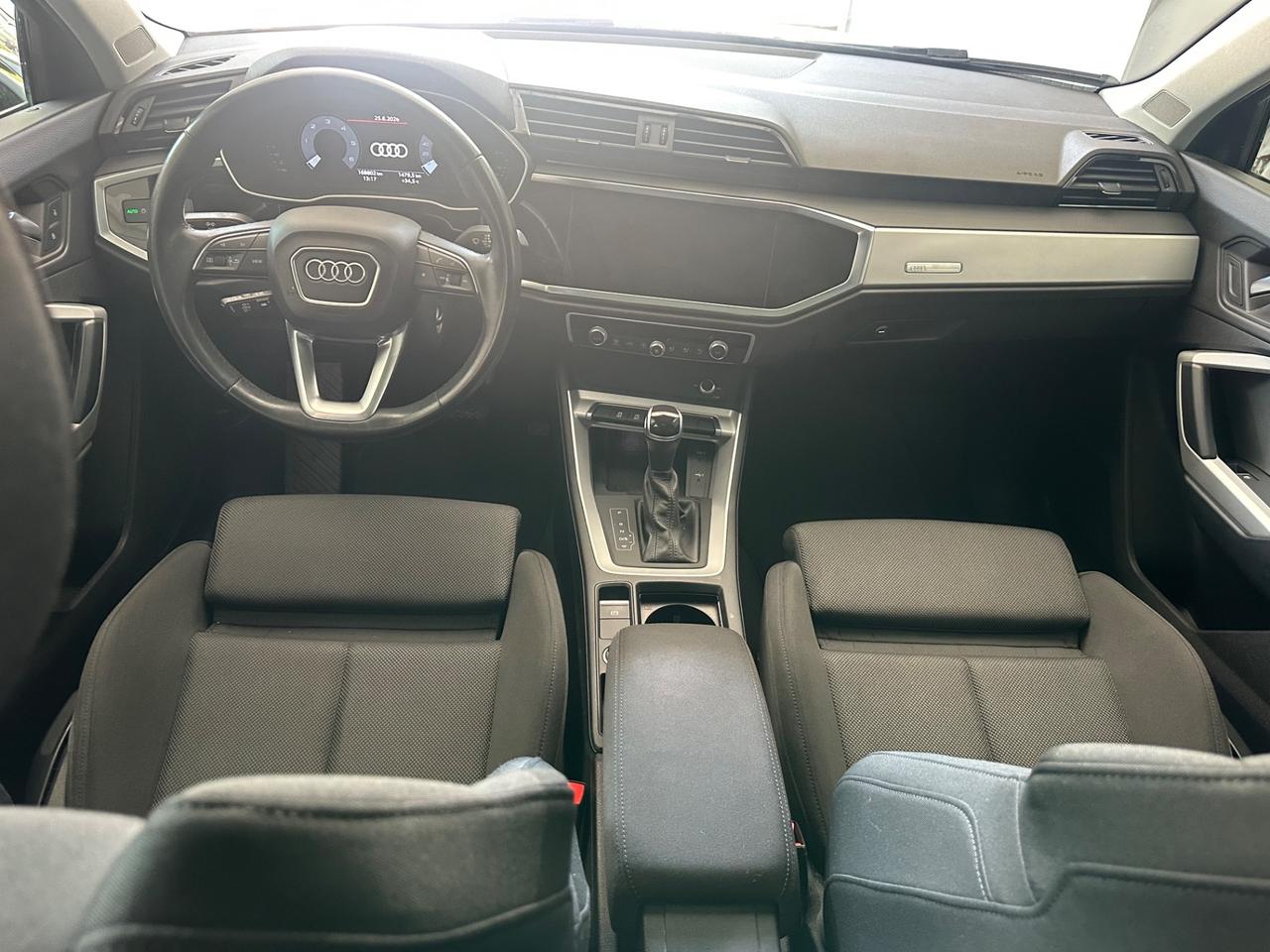 Audi Q3 35 TDI S tronic line edition