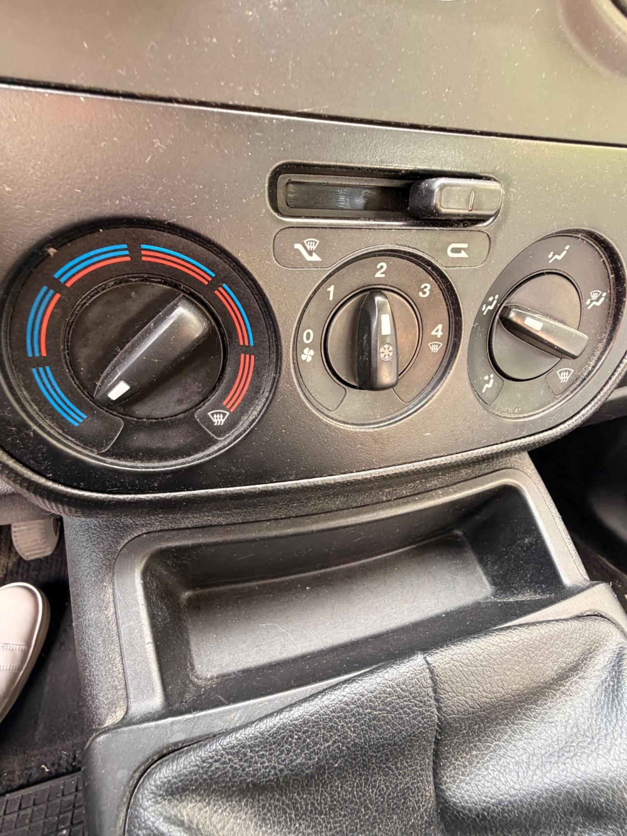 Citroen Nemo Multispace 1.3 HDi 75CV XTR Theatre
