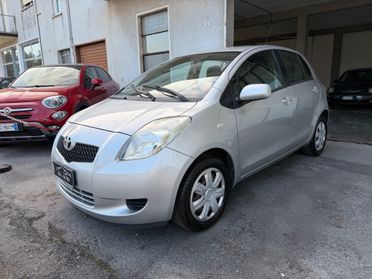 Toyota Yaris 5 porte 69 cv