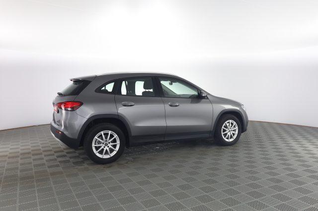 MERCEDES-BENZ CLA sse GLA GLA 200 d Automatic BUSINESS