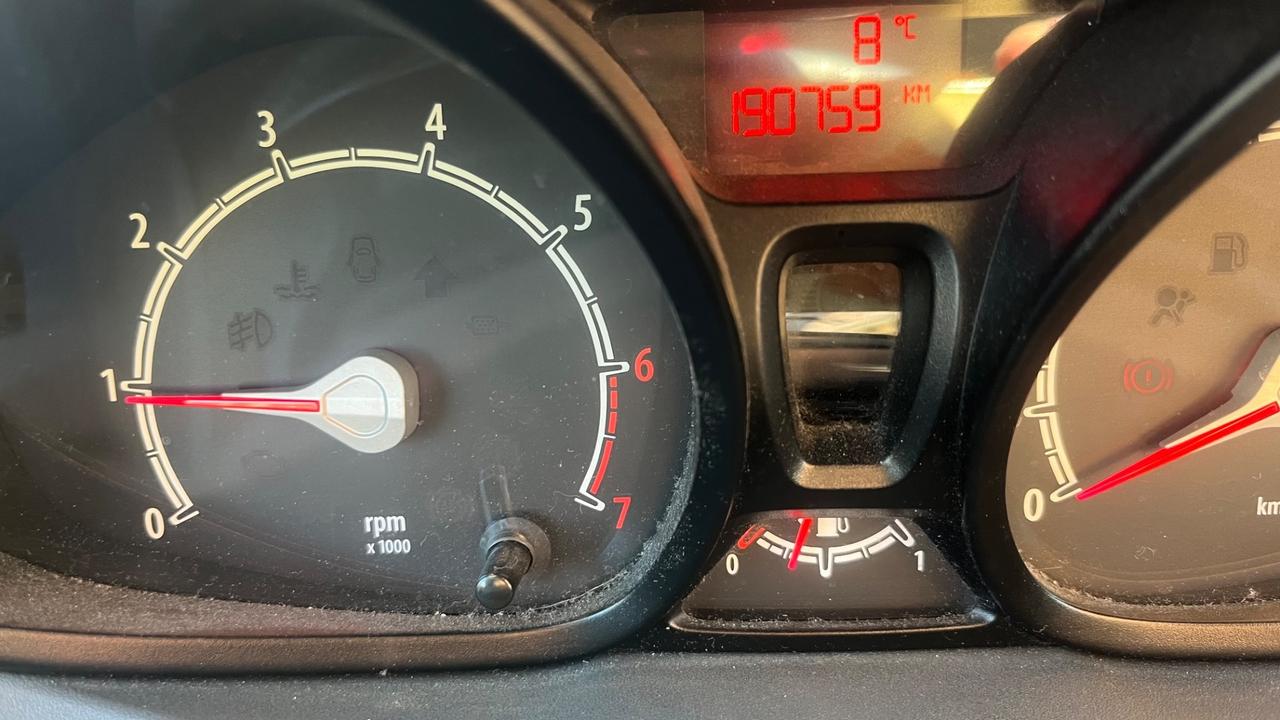 Ford Fiesta 1.4 5 porte Bz.- GPL Titanium