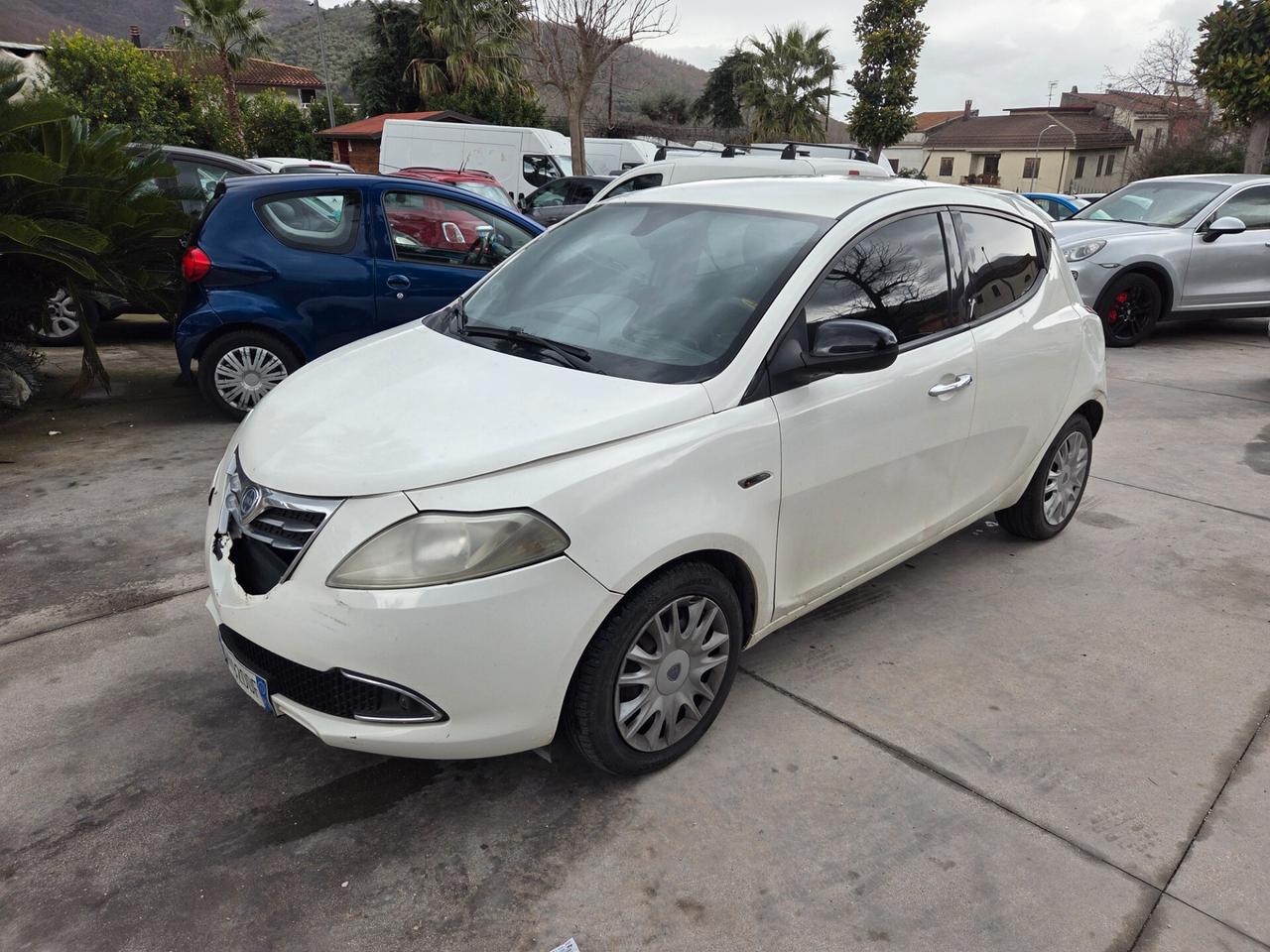 Lancia Ypsilon 1.2 69 CV 5 porte GPL Ecochic - AFFARE