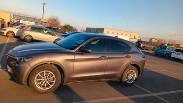 Alfa Romeo Stelvio 2.2 Turbodiesel 160 CV AT8 RWD Business