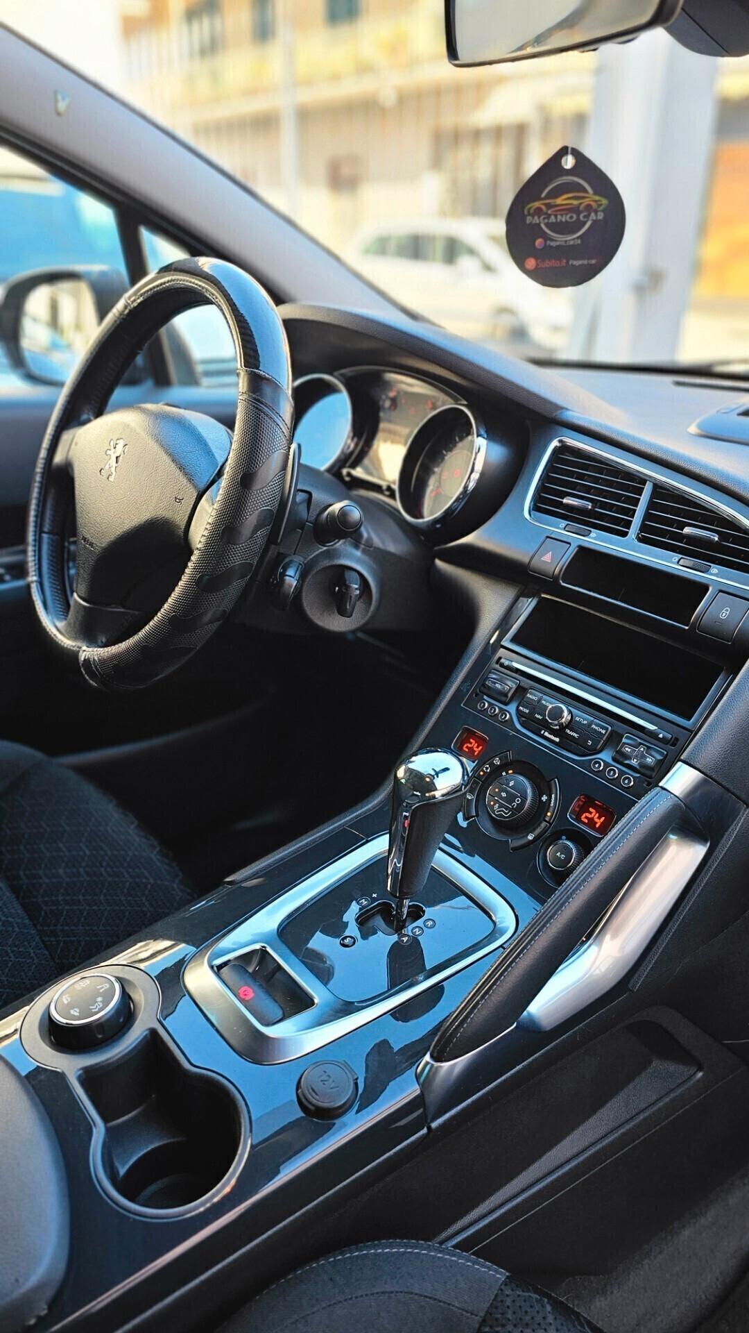 Peugeot 3008 1.6 HDi 115CV ETG6 Allure