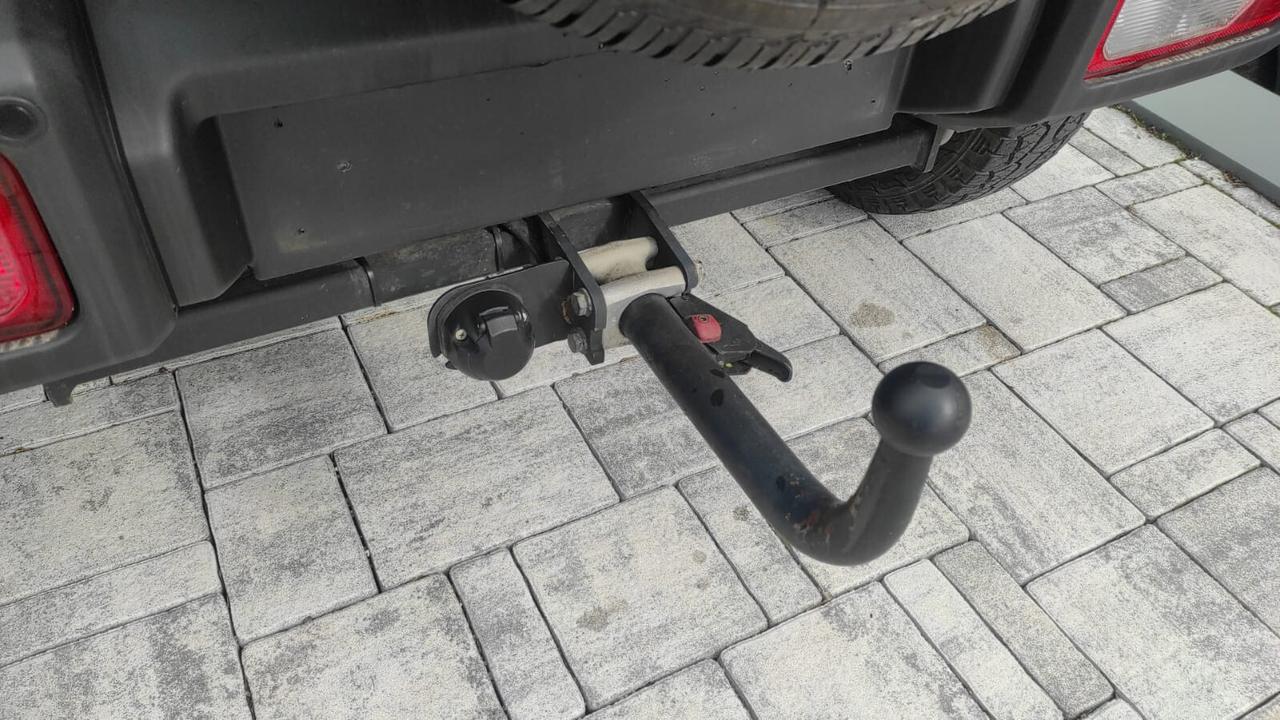 SUZUKI JIMNY TOP 1.5 BENZINA 4 POSTI GANCIO TRAINO