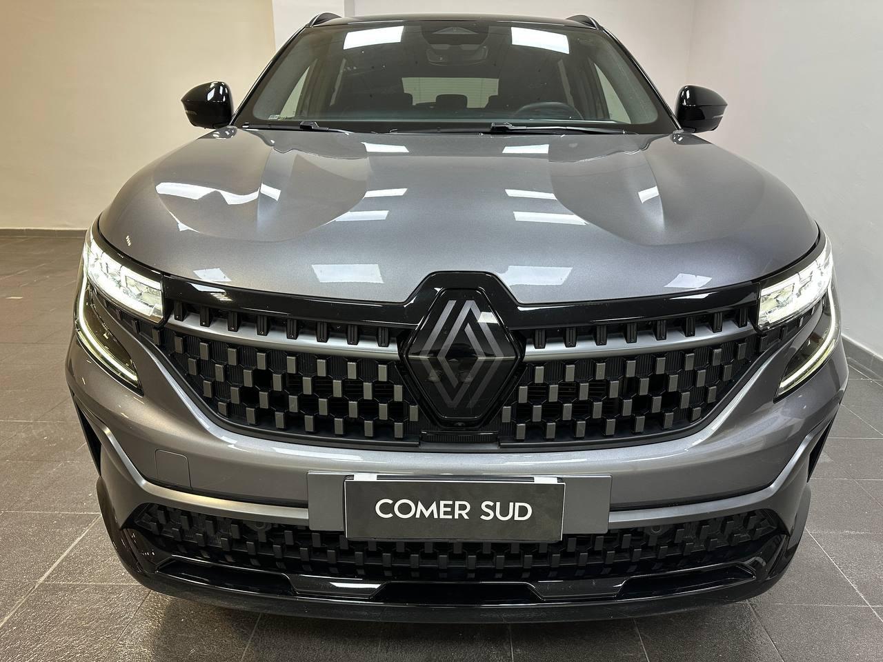 RENAULT Austral 2023 - Austral 1.2 E-Tech full hybrid Iconic Esprit Alpine 200cv auto