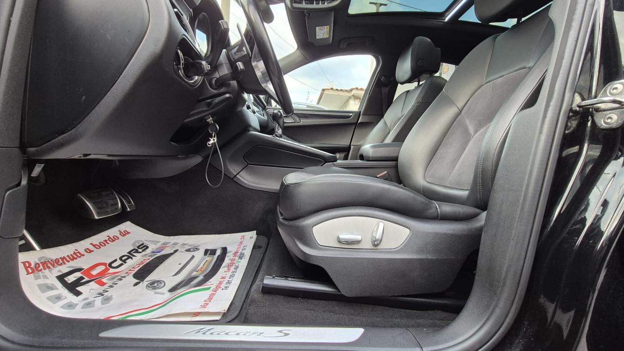 Porsche Macan s