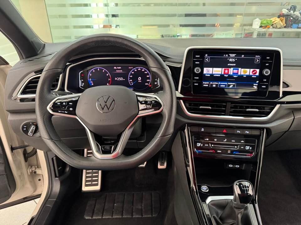 Volkswagen T-Roc 1.0 TSI R-Line 2023