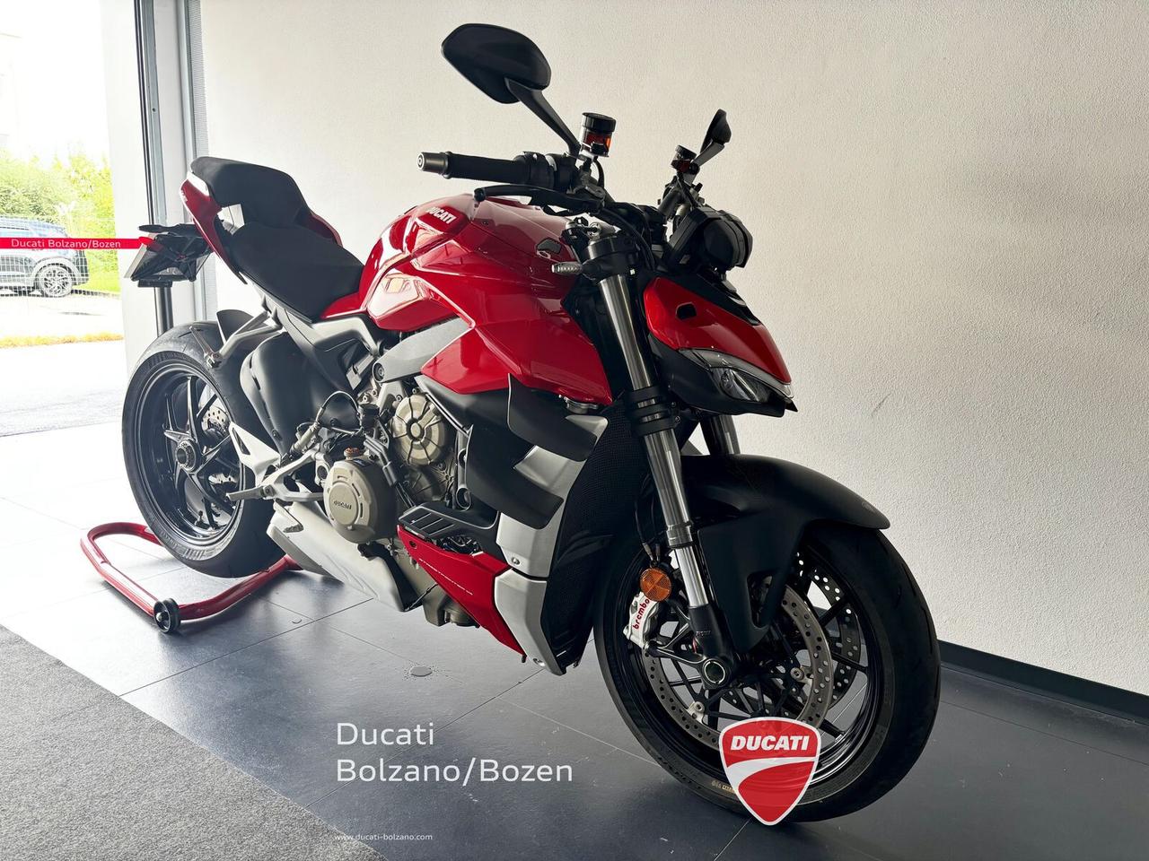 Ducati Streetfighter V4