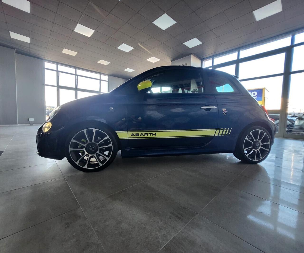 500 ABARTH 695 GRAN TURISMO 165CV YAMAHA EDITION