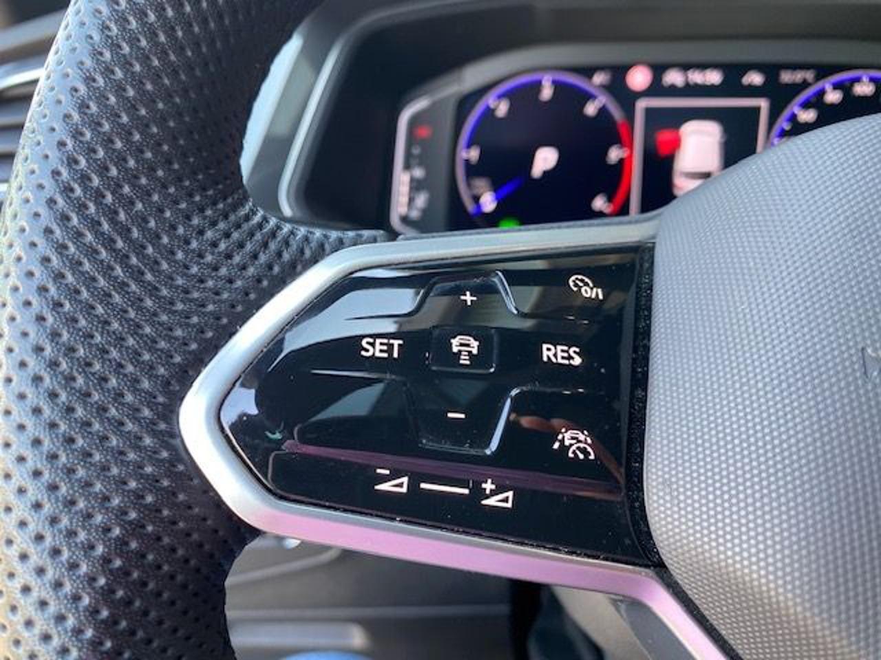 Volkswagen Tiguan 2.0 TDI 200 CV DSG Tetto 4MOTION R-Line