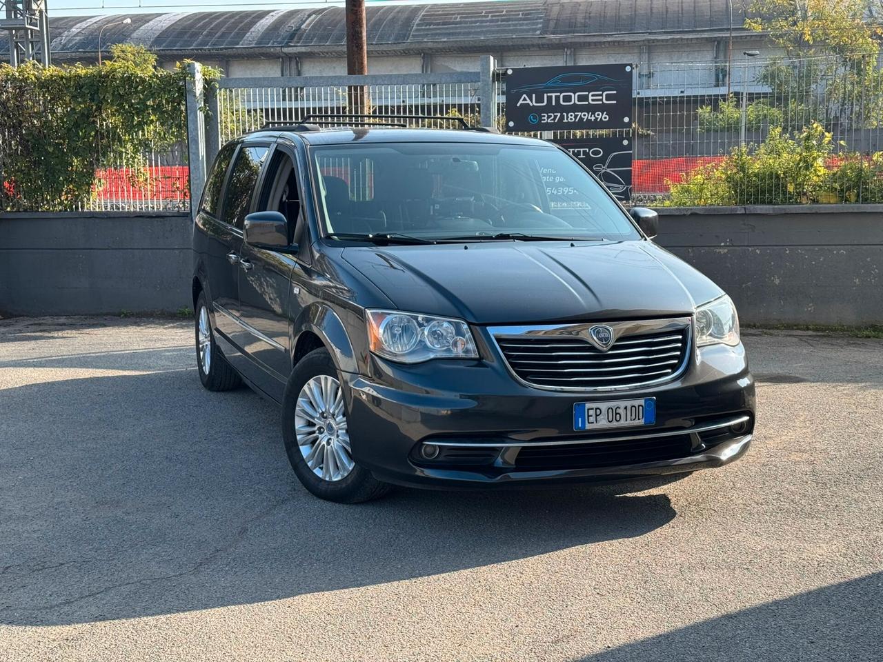 Lancia Voyager 2.8 Turbodiesel Platinum 163 CV