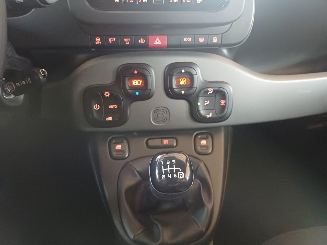 Fiat Panda 1.0 Hybrid City Life | da €148 al mese