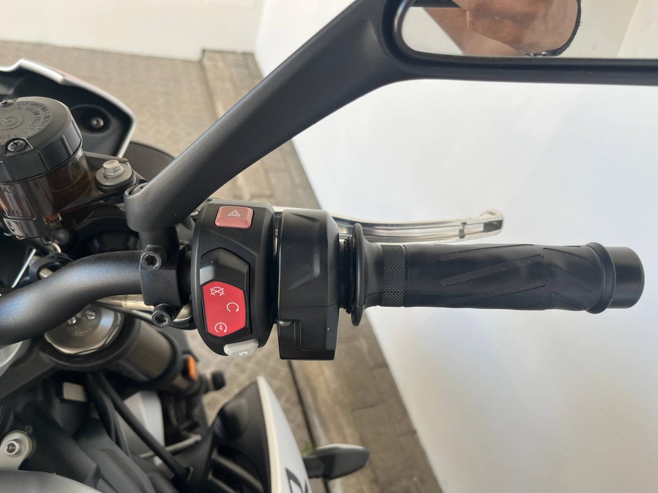 TRIUMPH Street Triple - Street Triple 765 R my17