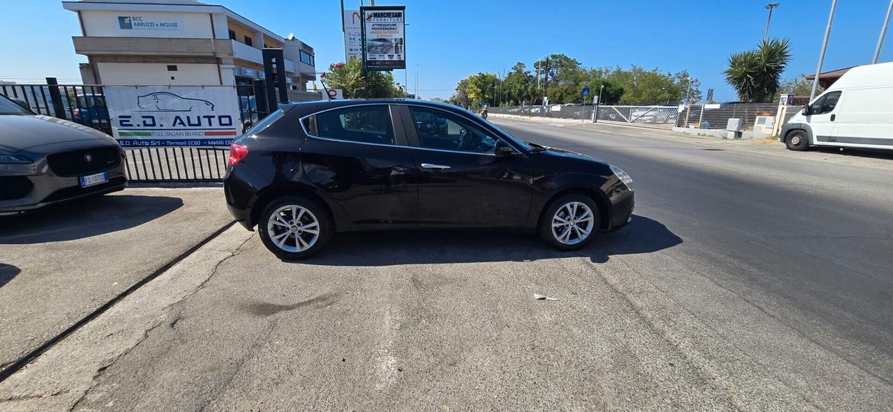 Alfa Romeo Giulietta 1.6 JTDm-2 105 CV Exclusive