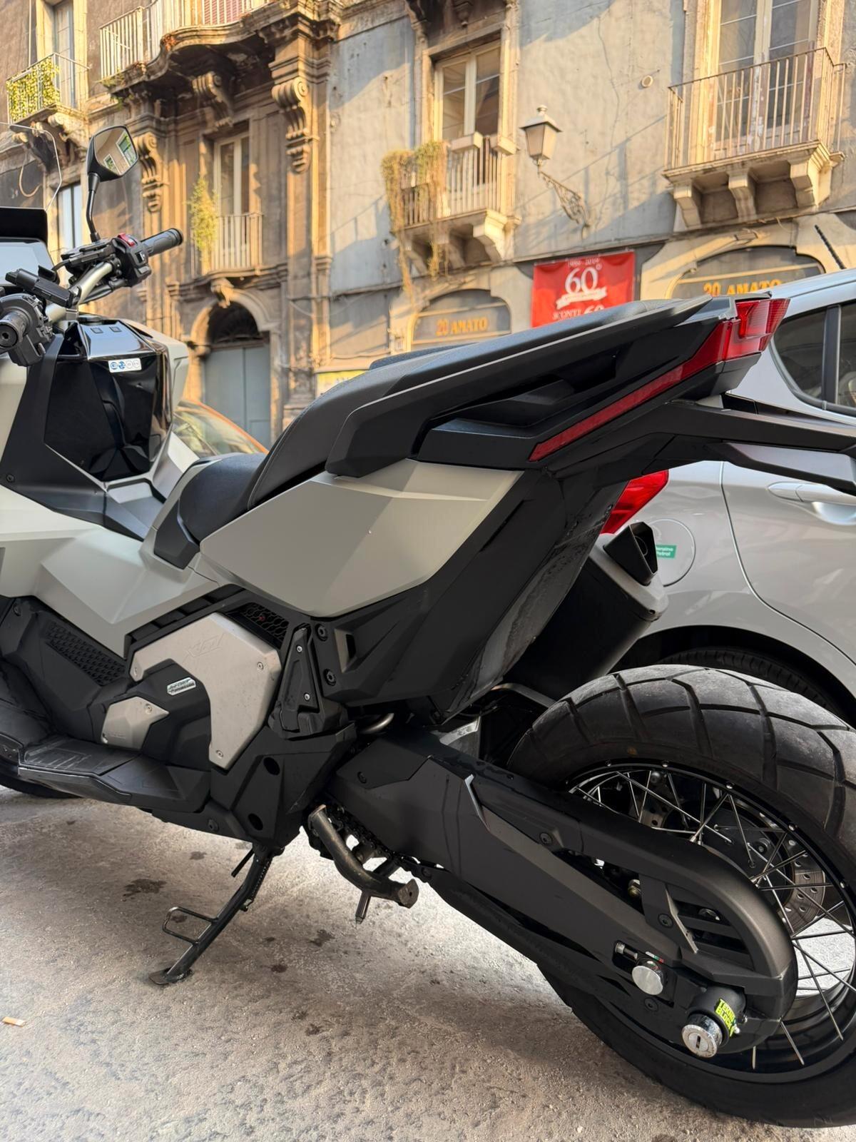 Honda X-ADV 750