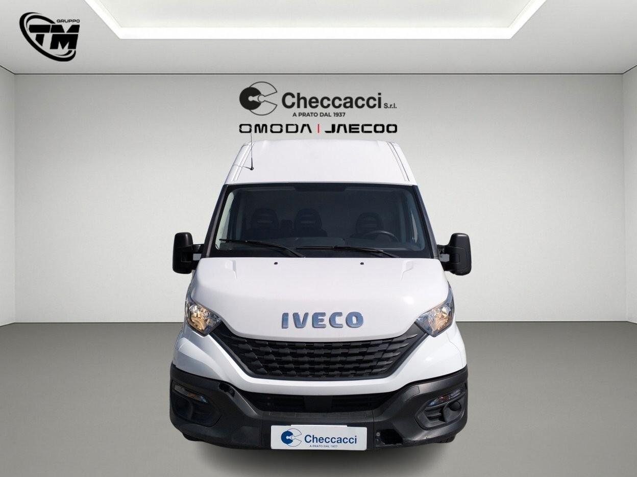 IVECO DAILY 2.3 HPT PM-TM Furgone * 31 000 KM *