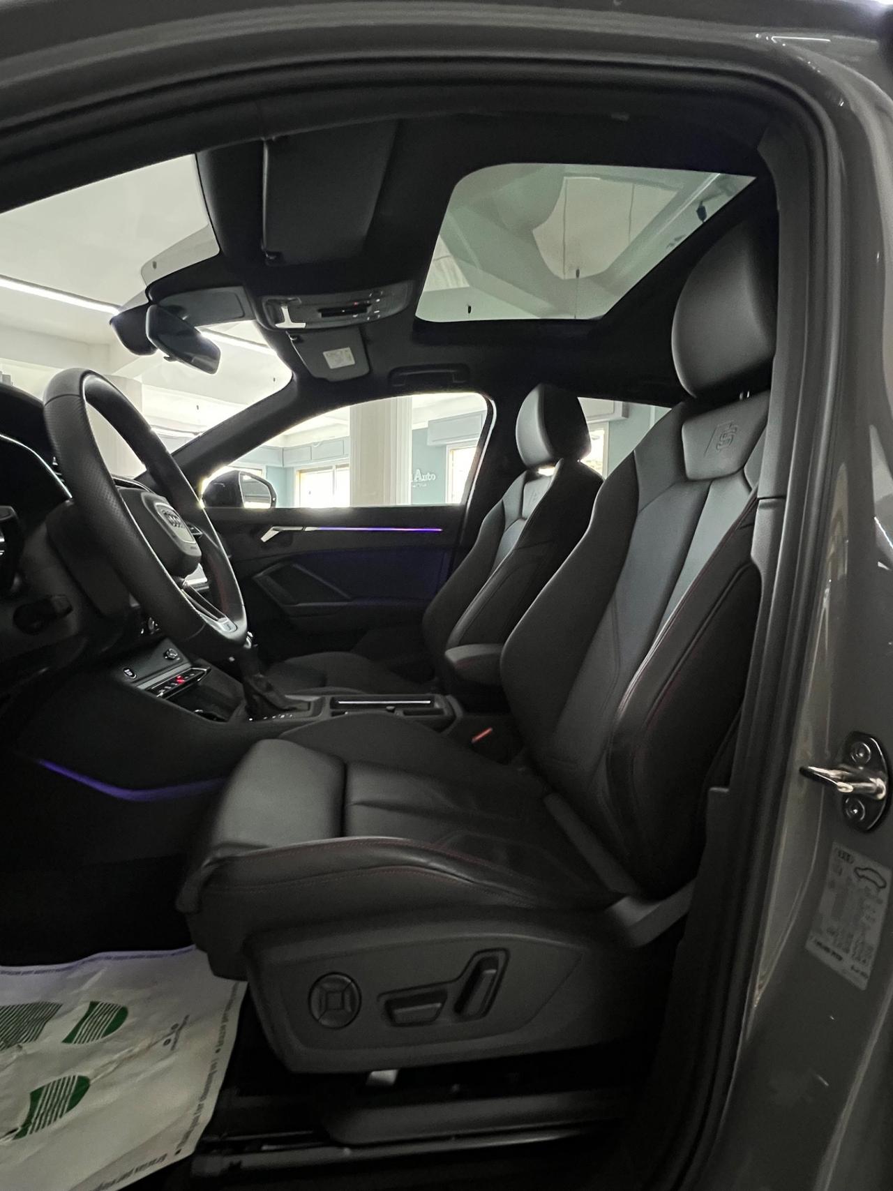 Audi Q3 SPB 40 TDI quattro S tronic Identity Black