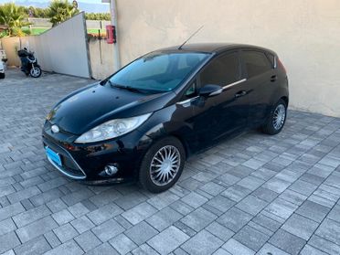 Ford Fiesta 1.4 Tdci 68cv 5 porte Titanium