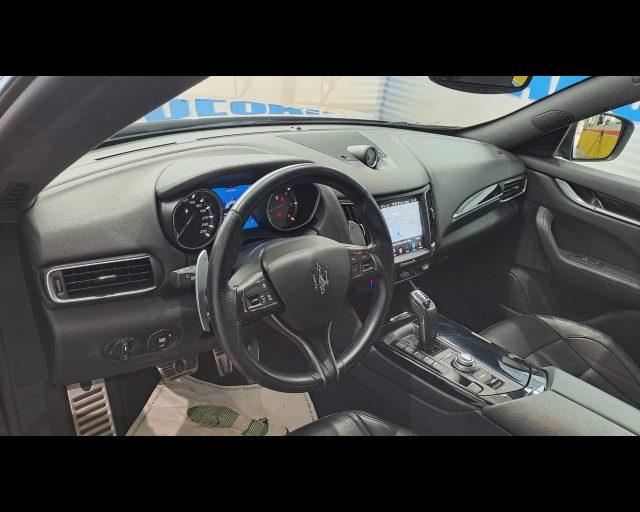MASERATI Levante 3.0 V6 Gransport 275cv auto