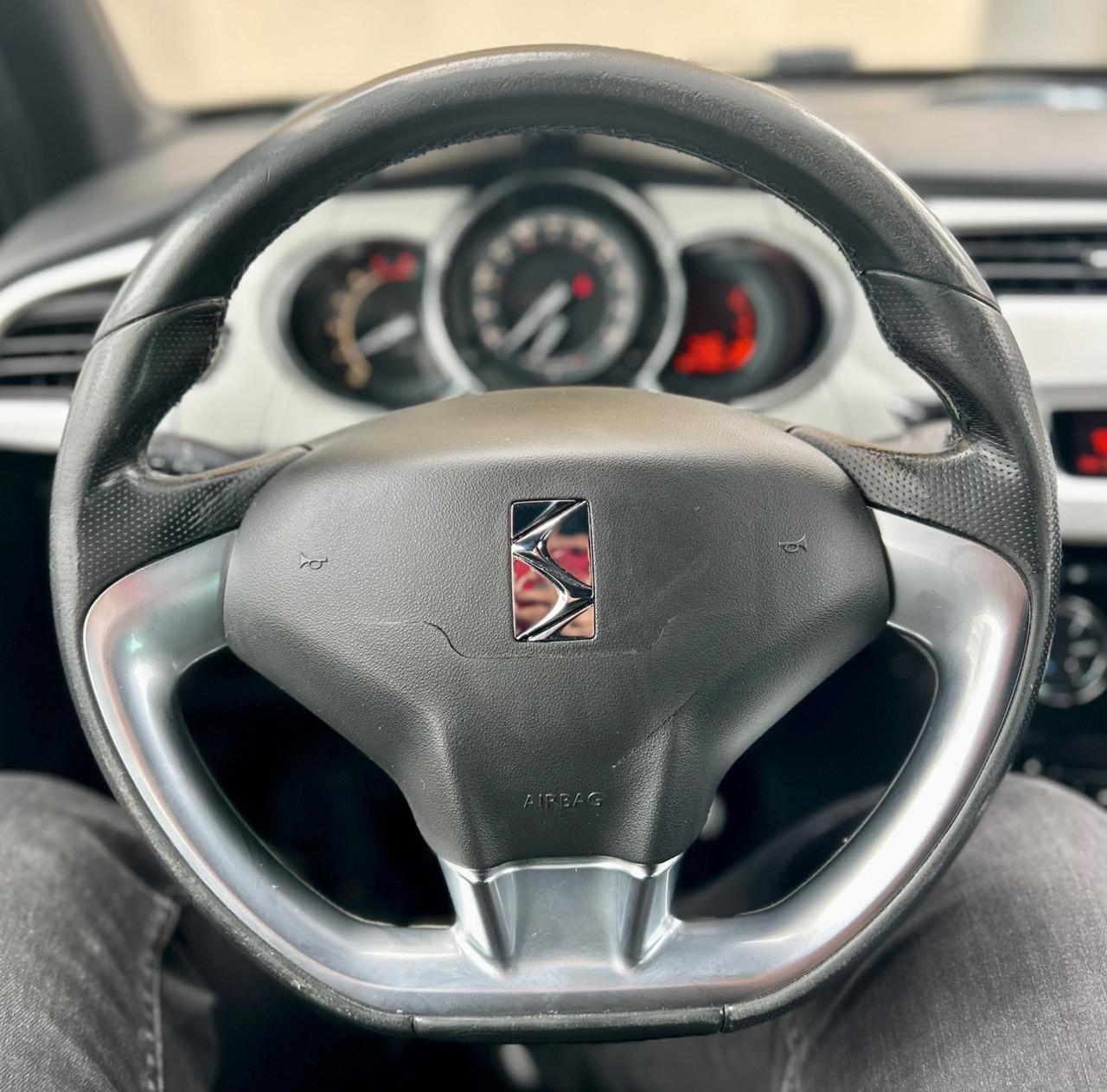 Ds DS3 3 1.6 e-HDi airdream Neopatentati 2012