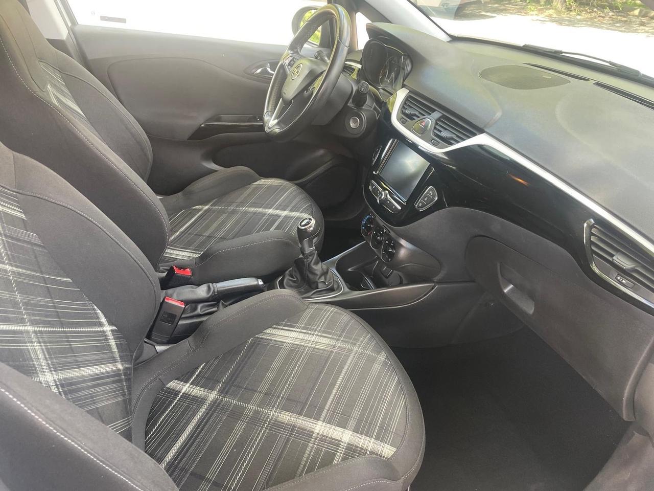 Opel Corsa 1.4 90CV GPL Tech 5 porte Innovation per Neopatentati