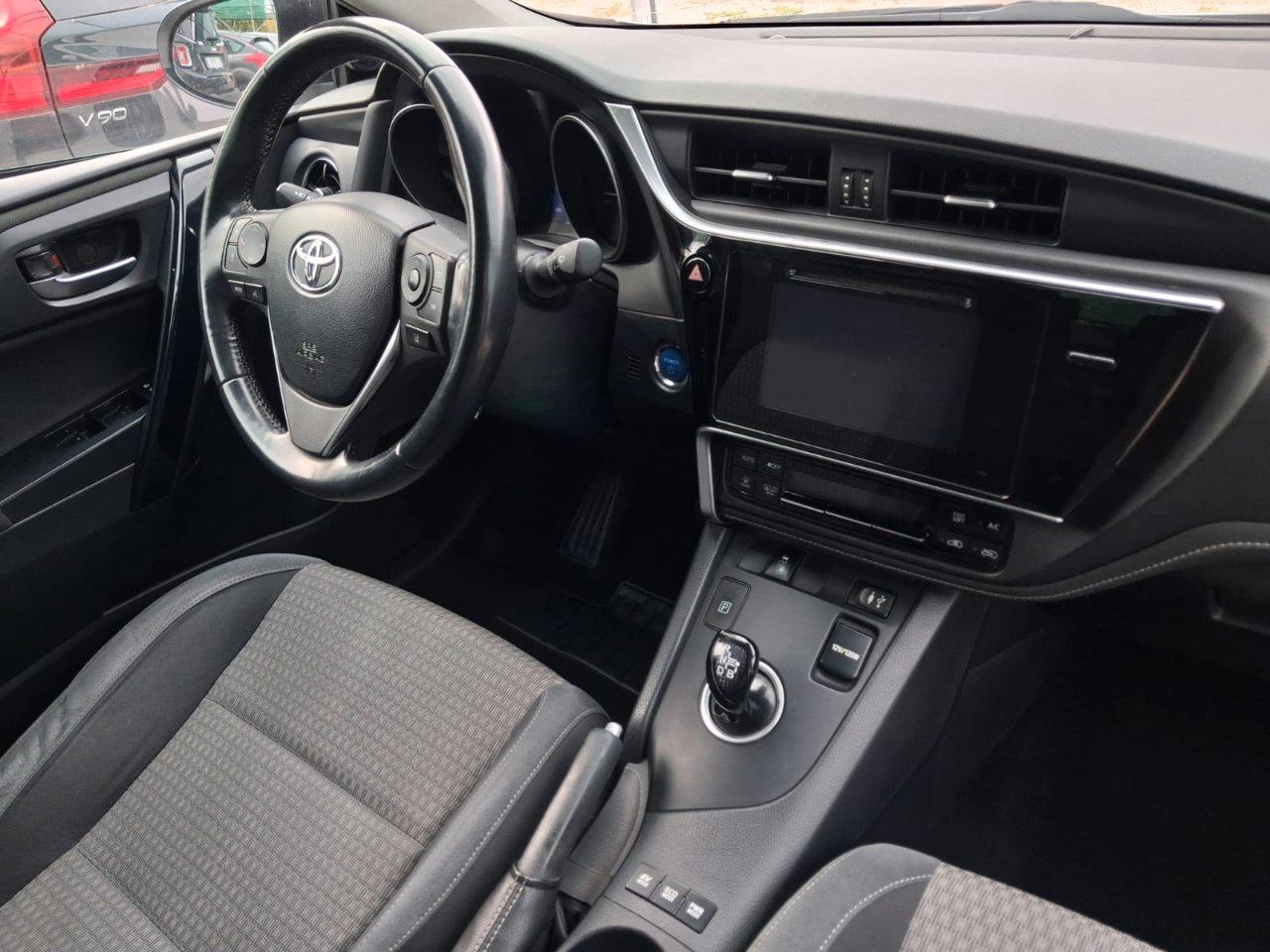 Toyota Auris 5 Porte 1.8h Style cvt
