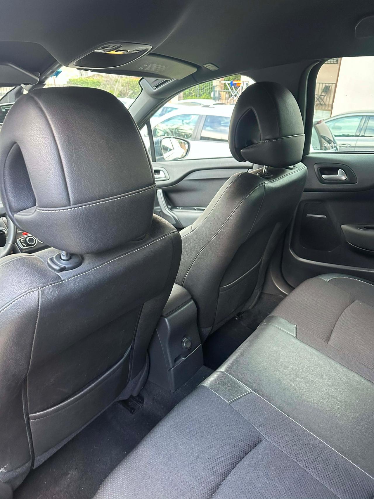 Ds DS4 1.6 e-HDi 115 SO CHIC KMCERT GARANZ UNICOPR