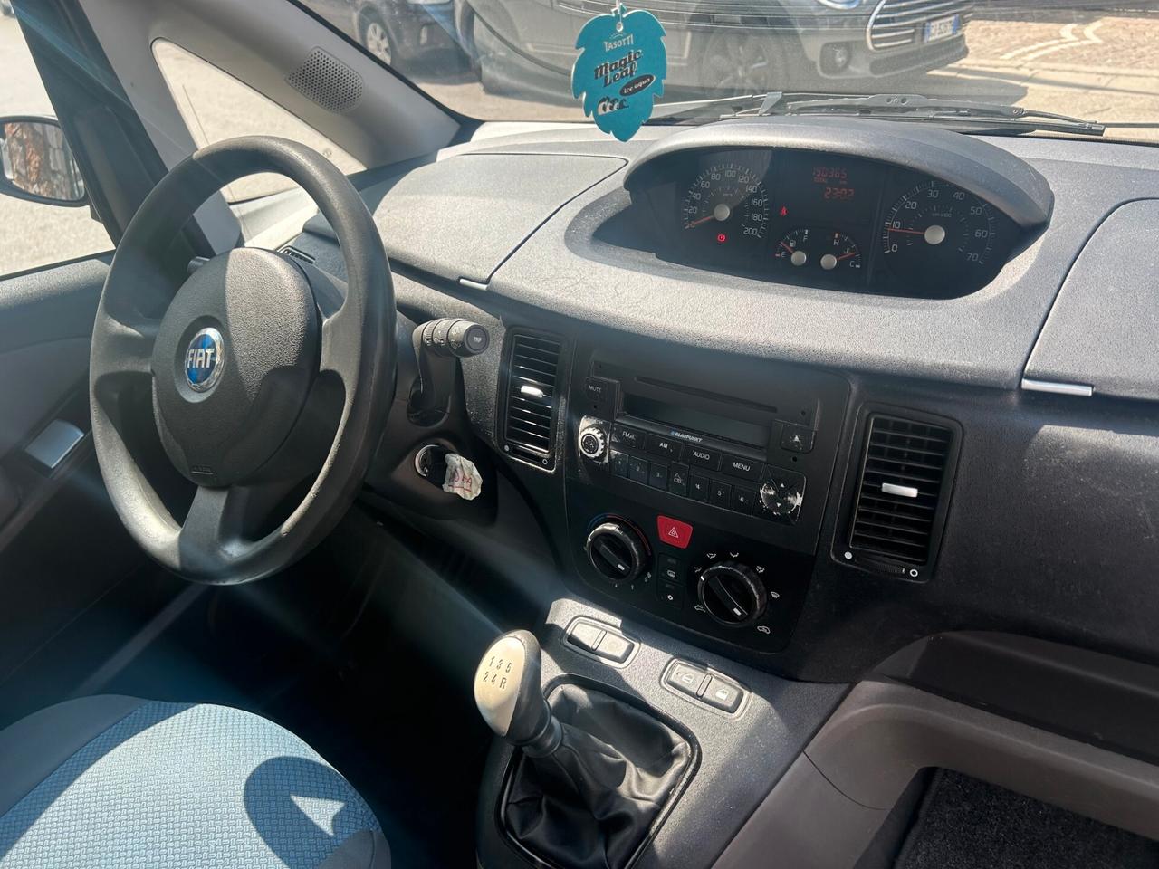 Fiat Idea 1.2 16V BlackLabel