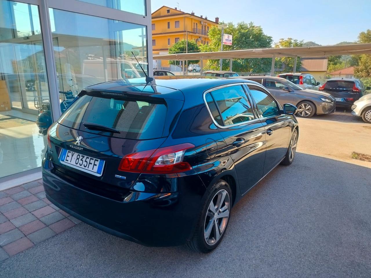 Peugeot 308 BlueHDi 150 S&S EAT6 Allure
