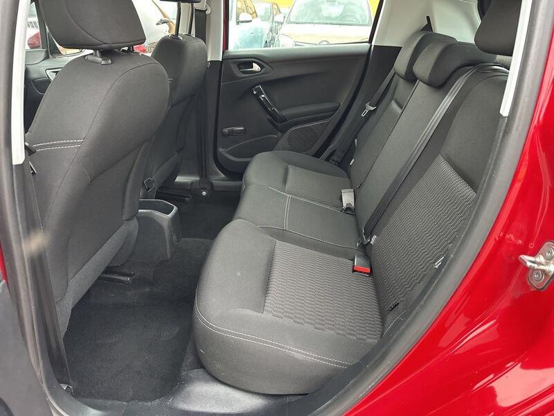 Peugeot 208 PureTech 82 5 porte Active